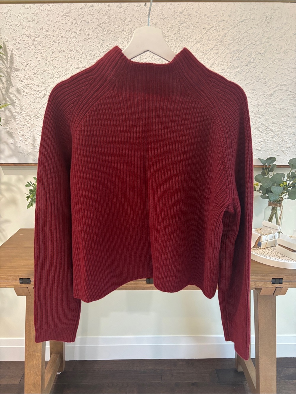 Club Monaco Ribbed Turtleneck Sweater - Burgundy